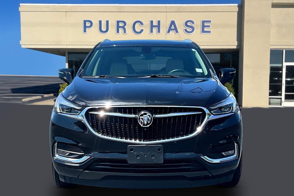 Used 2020 Buick Enclave Essence w/ Sound and Sites Package FWD image 2