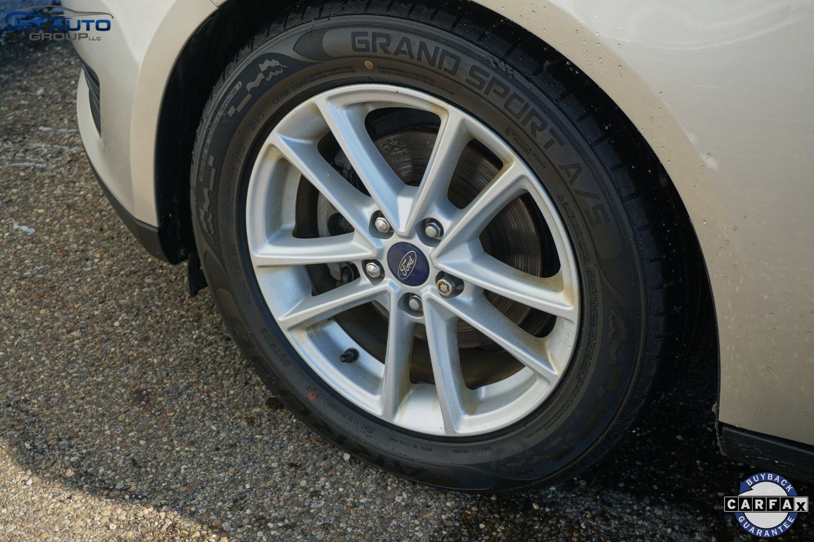 Used 2017 Ford Focus SE image 14