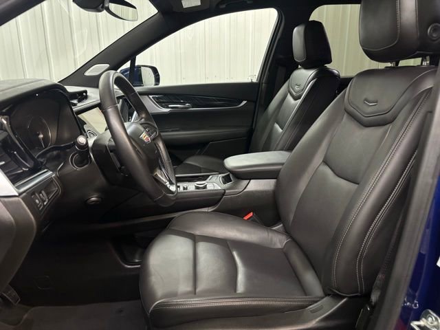 Used 2024 Cadillac XT6 Premium Luxury image 6