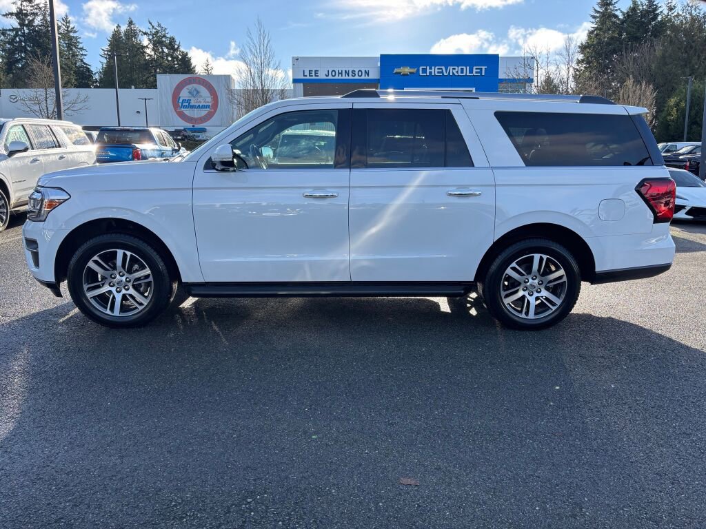 Used 2024 Ford Expedition Max Limited image 8