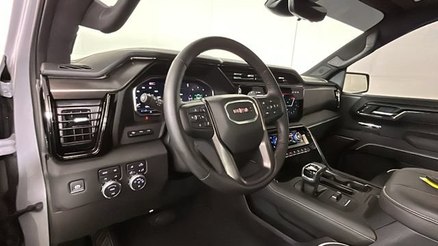 Used 2025 GMC Sierra 1500 AT4X AWD/4WD image 13