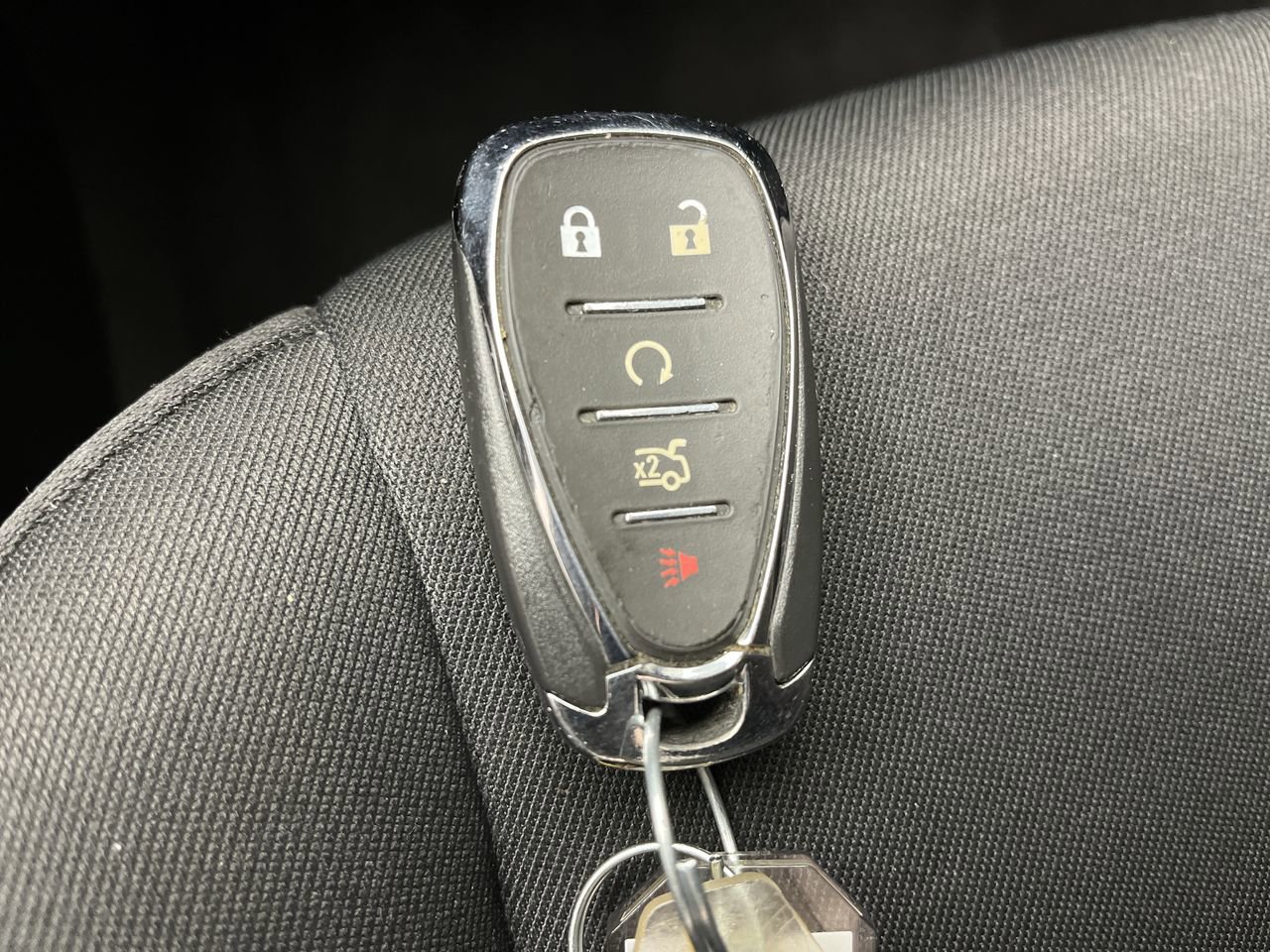 Used 2016 Chevrolet Malibu LT FWD image 23