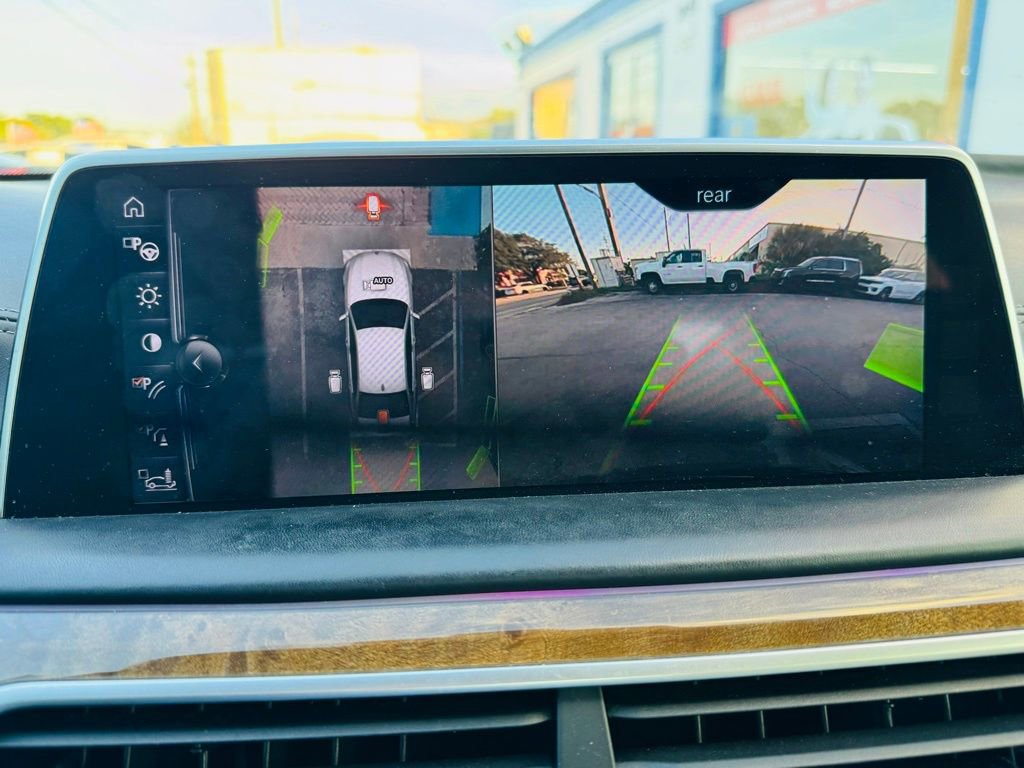 Used 2017 BMW 740i image 23