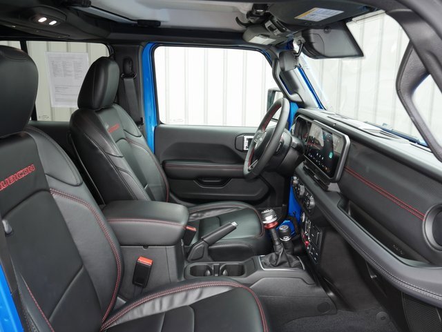 Used 2024 Jeep Wrangler Unlimited Rubicon w/ Convenience Group image 21