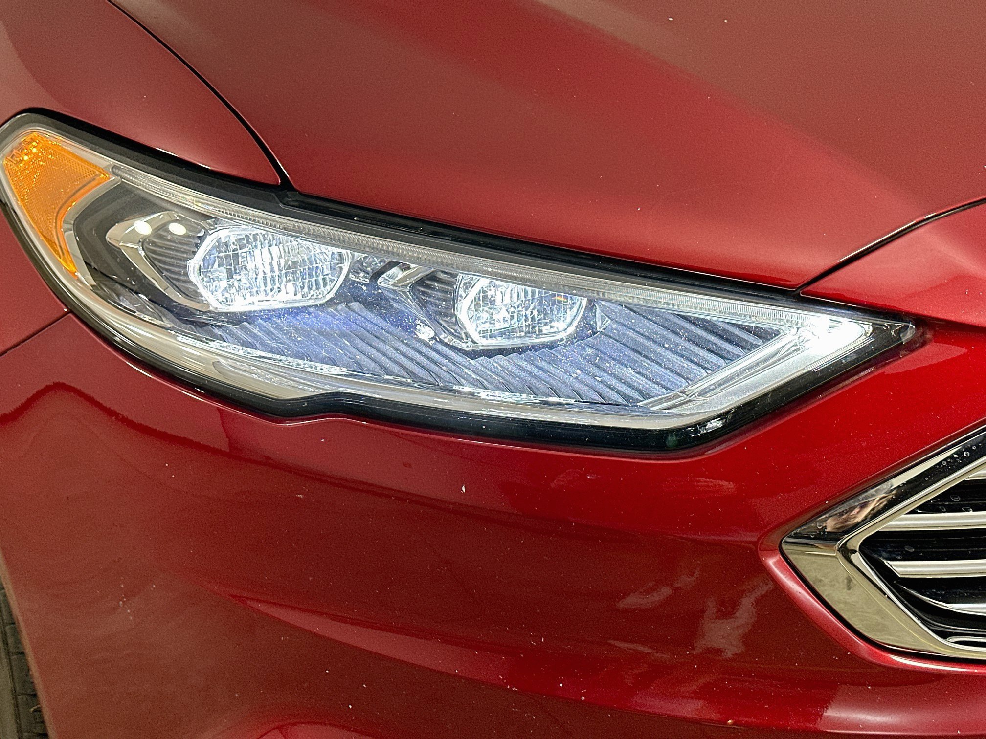 Used 2018 Ford Fusion Titanium FWD image 40