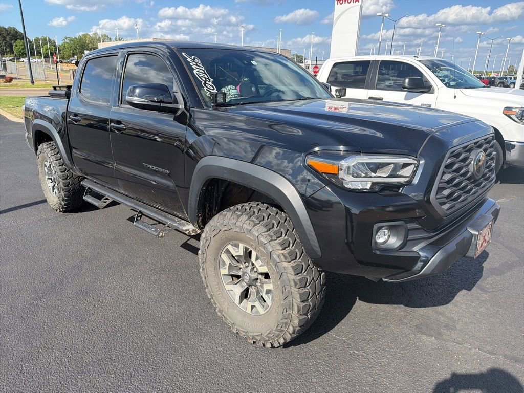 Used 2021 Toyota Tacoma TRD Off-Road image 5