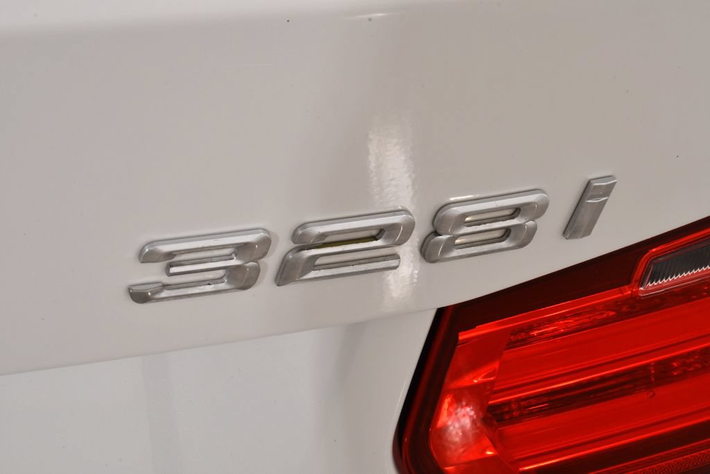 Used 2015 BMW 328i Sedan RWD image 22