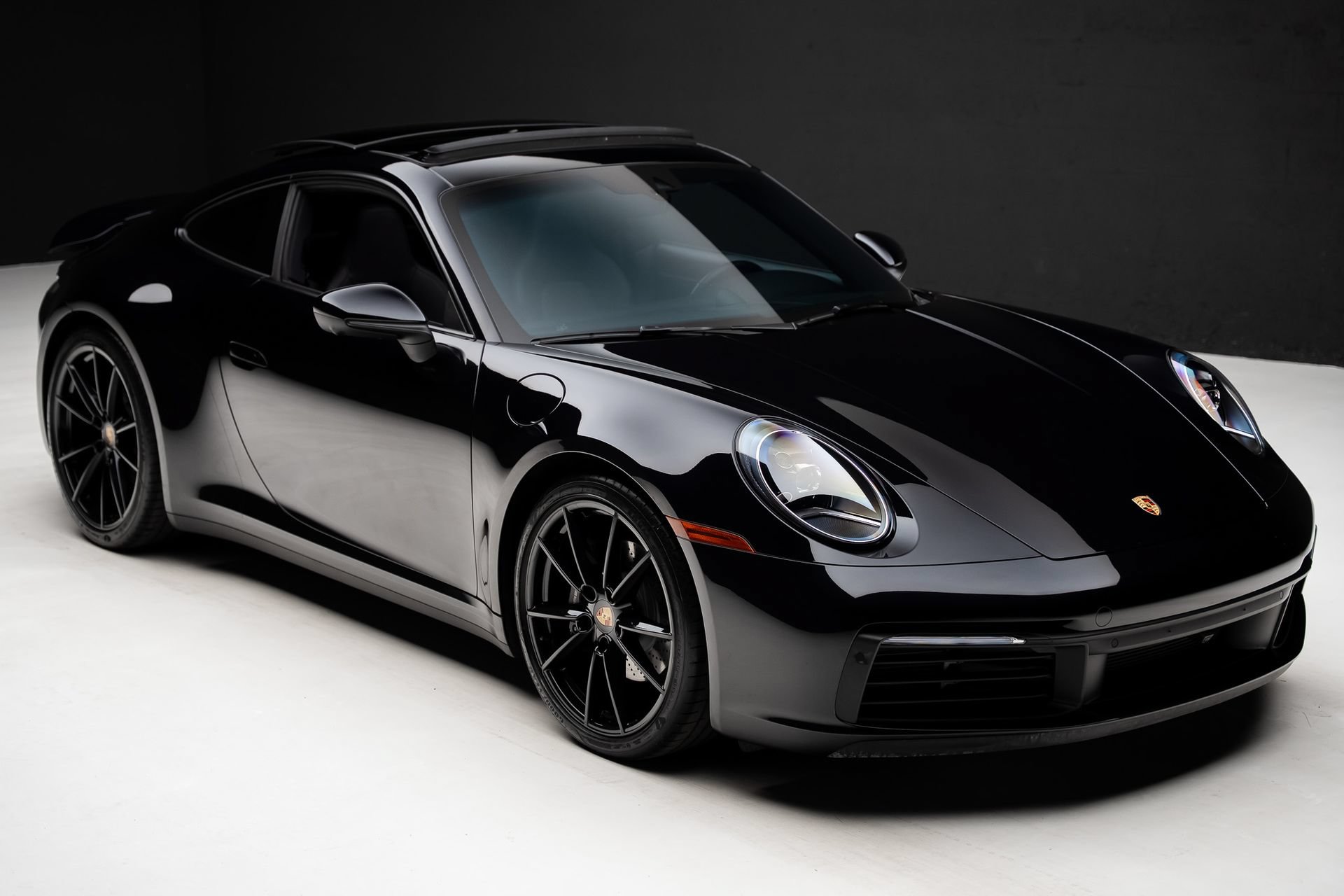 Used 2024 Porsche 911 Carrera 4 AWD/4WD image 40