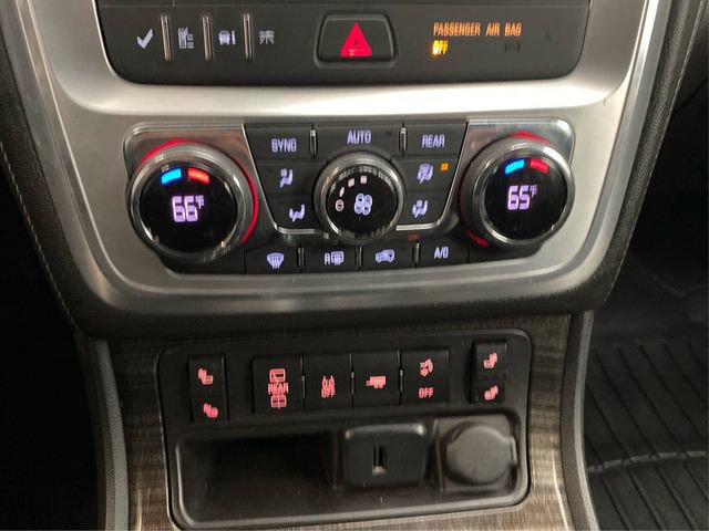 Used 2015 GMC Acadia SLT image 29