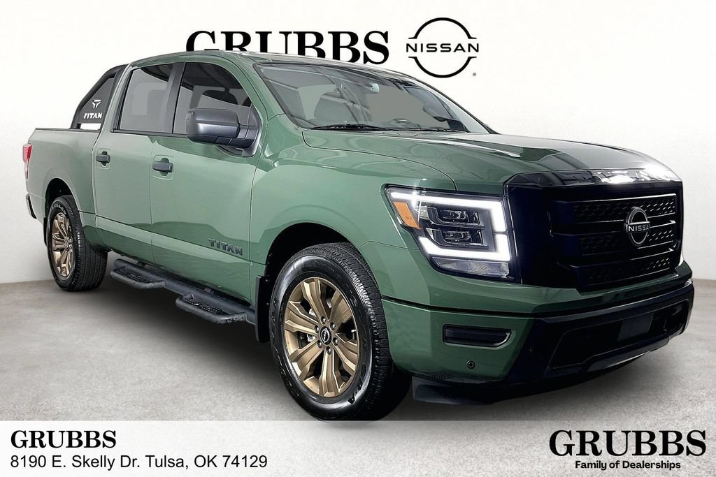 Used 2024 Nissan Titan SV w/ SV Bronze Edition Package RWD image 1