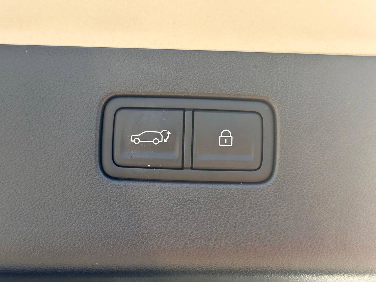 New 2026 Hyundai Ioniq 9 S image 13