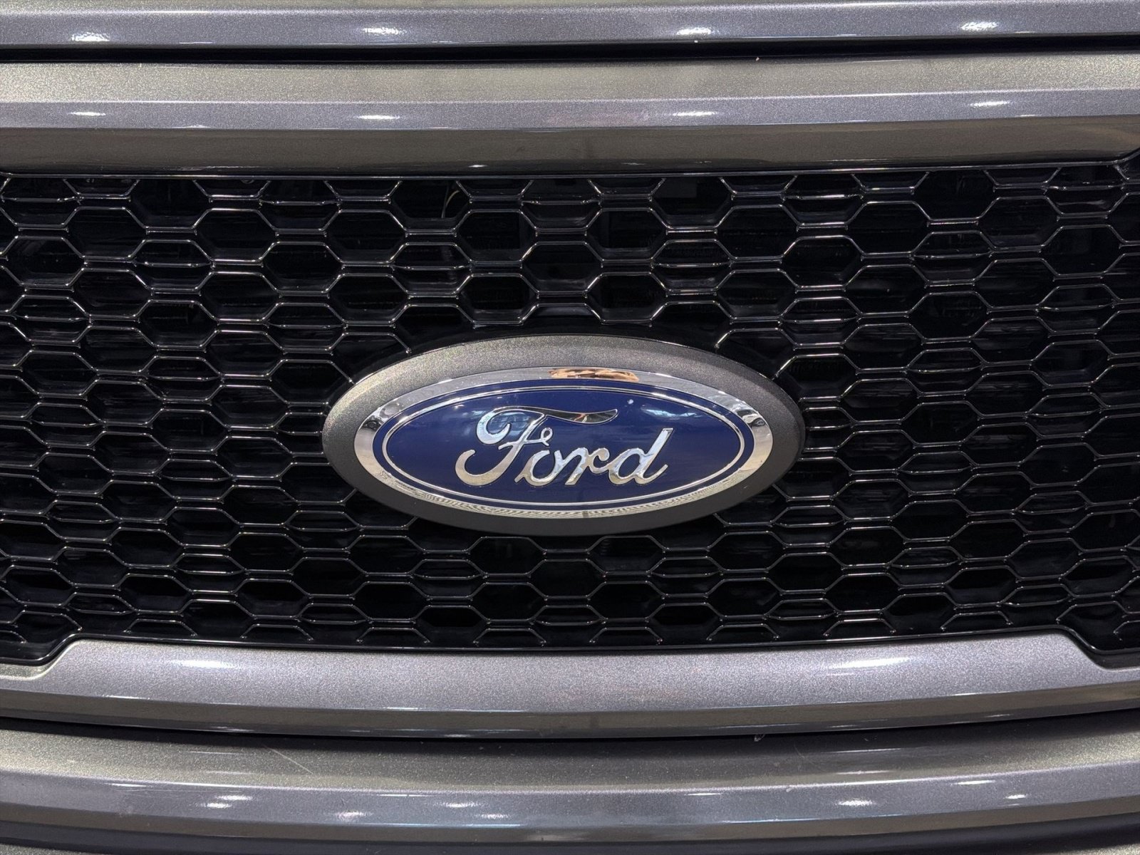 Used 2018 Ford F150 XL w/ Equipment Group 101A Mid AWD/4WD image 12