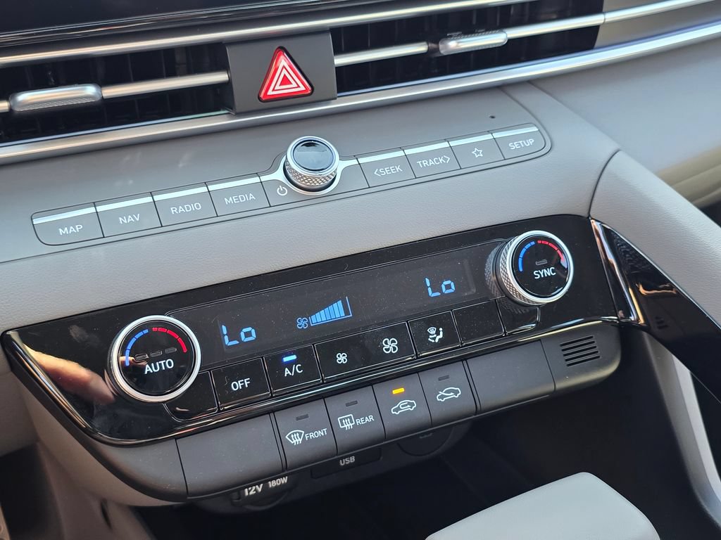 New 2026 Hyundai Elantra Sport FWD image 23