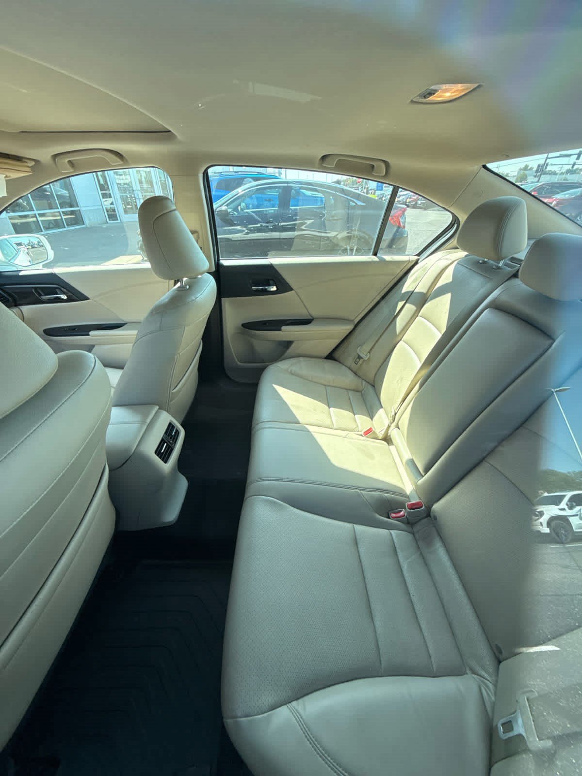 Used 2016 Honda Accord EX-L image 11