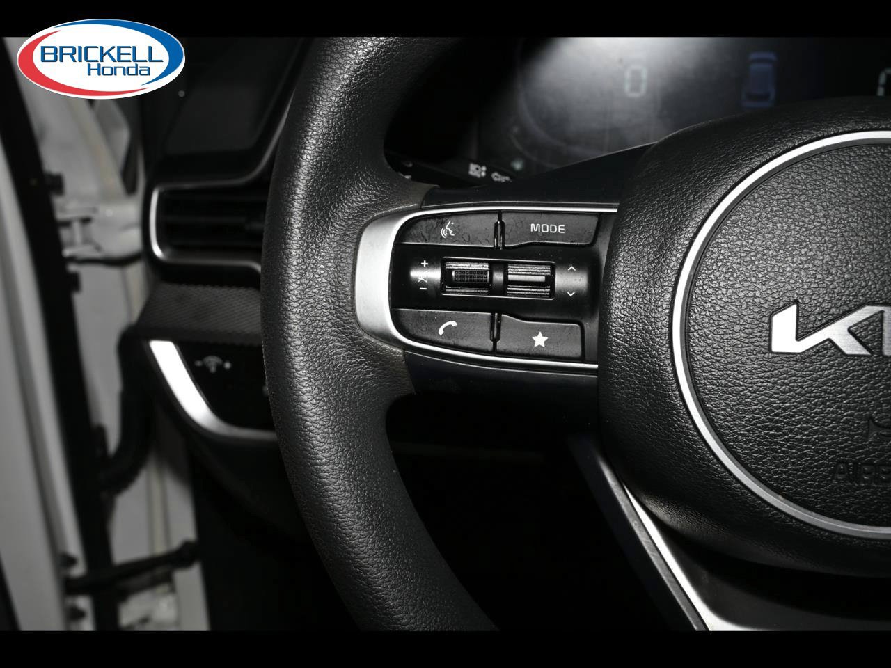 Used 2023 Kia Sportage LX FWD image 29