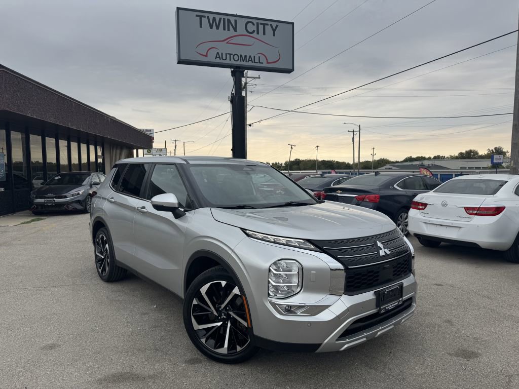 Used 2022 Mitsubishi Outlander SE