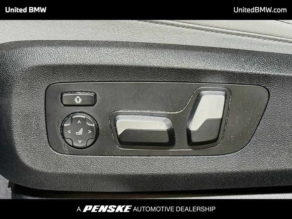 Certified 2024 BMW X5 sDrive40i w/ Premium Package RWD image 11
