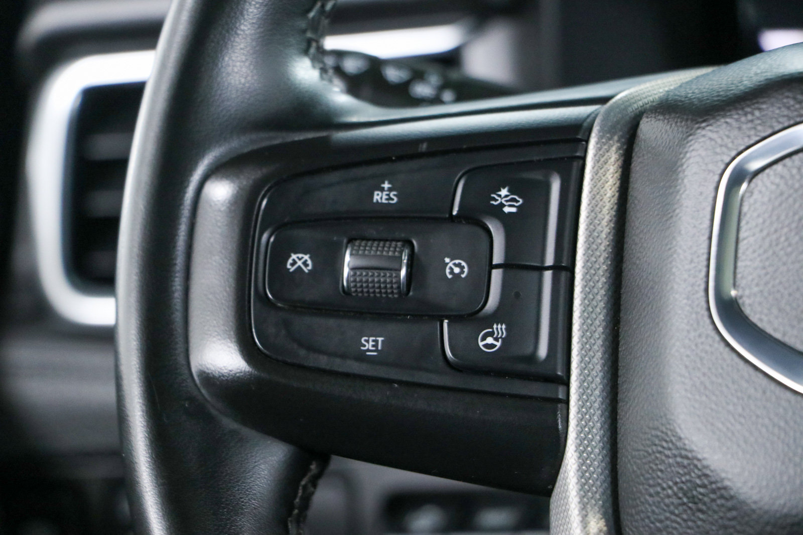 Used 2023 GMC Yukon Denali w/ Max Trailering Package AWD/4WD image 14