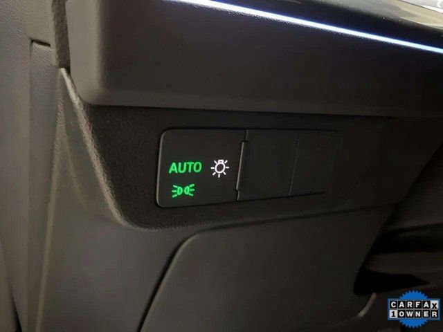 Used 2024 Audi Q4 e-tron Premium Plus w/ Premium Plus image 36