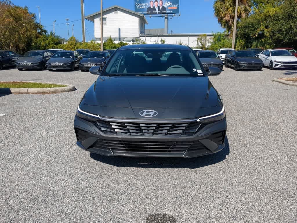 New 2026 Hyundai Elantra Hybrid FWD image 10