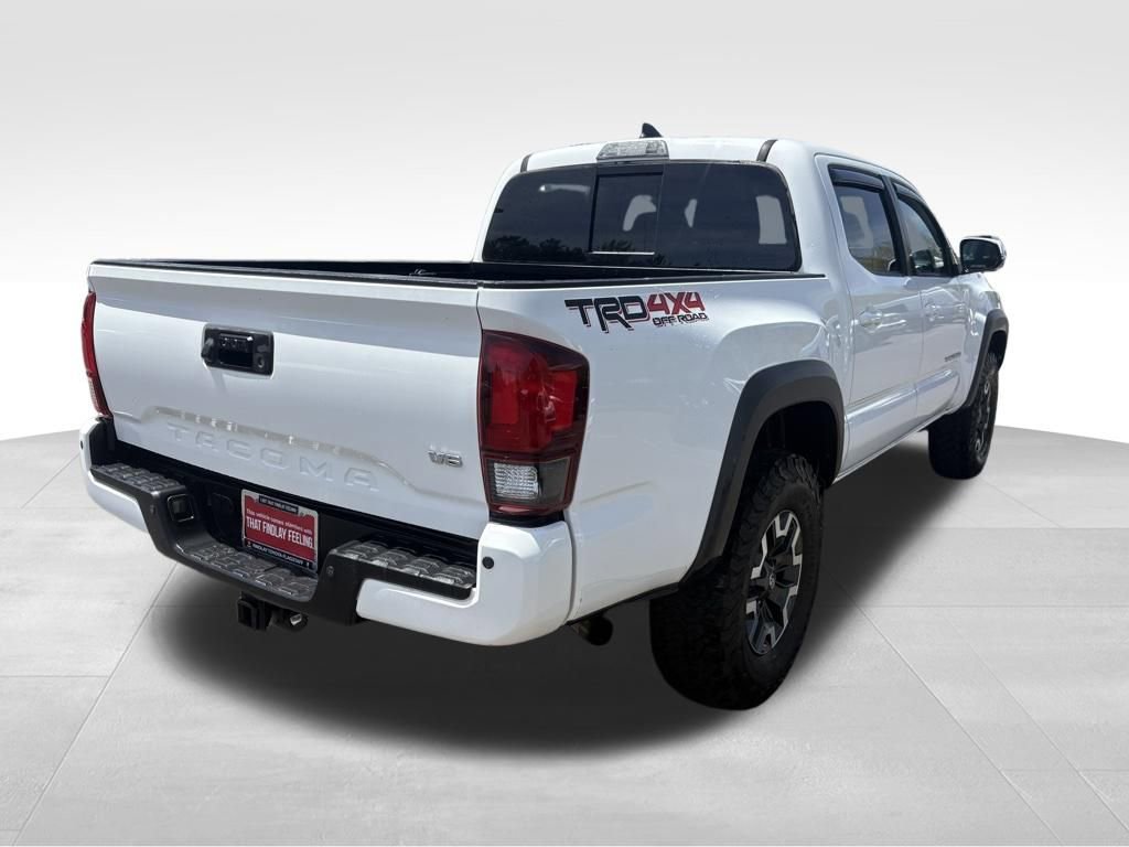 Used 2018 Toyota Tacoma TRD Off-Road w/ Technology Package AWD/4WD image 3