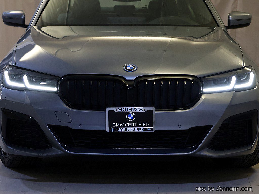 Certified 2023 BMW 530e xDrive w/ Premium Package image 6