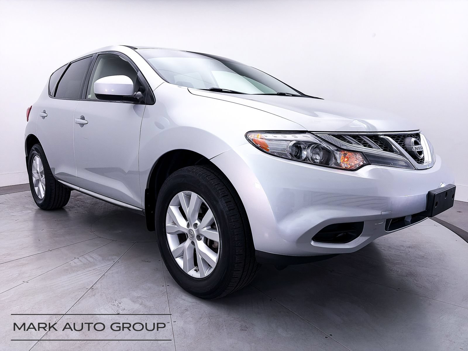 Used 2014 Nissan Murano S FWD image 1