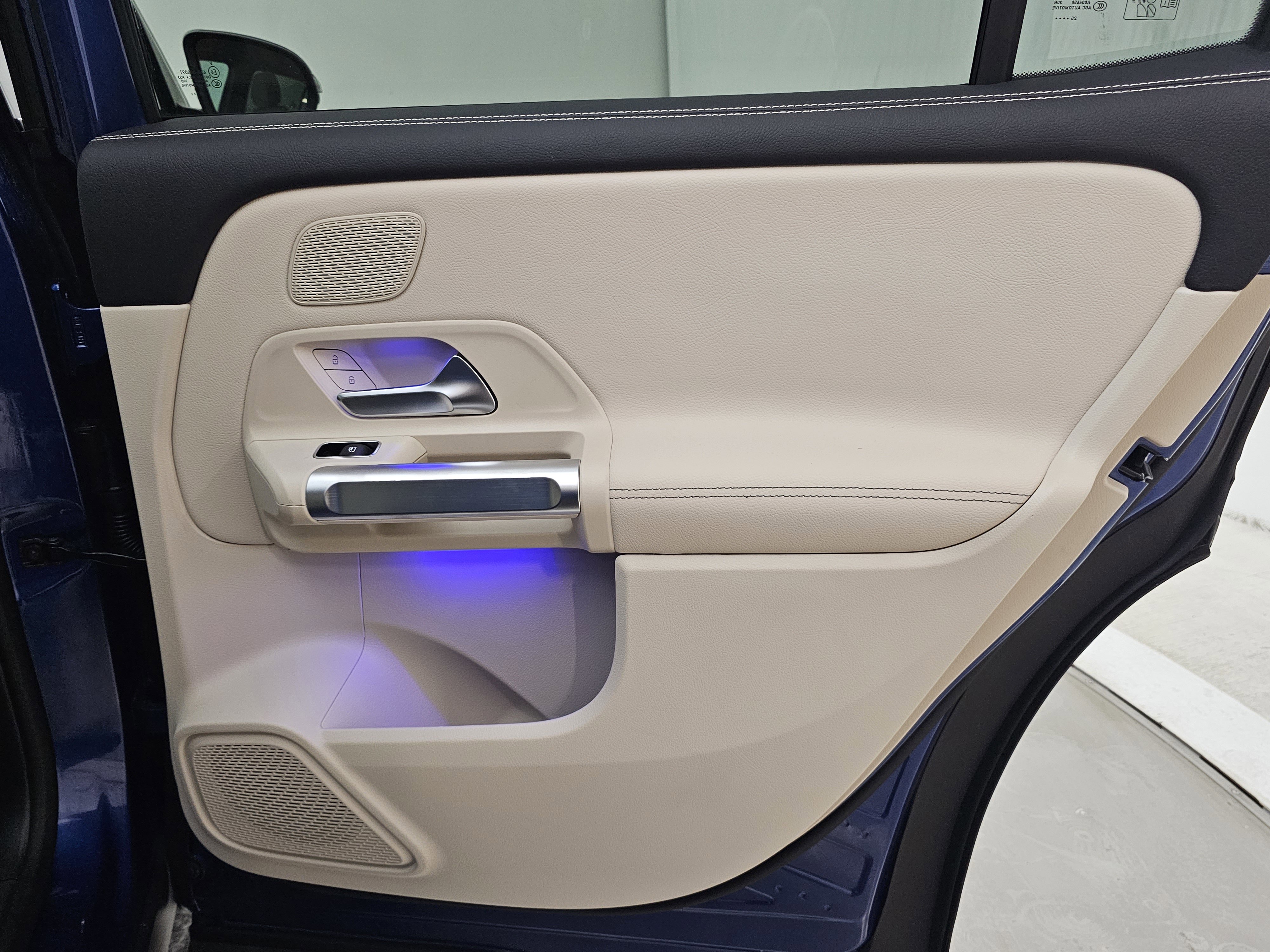 New 2026 Mercedes-Benz GLB 250 4MATIC image 34