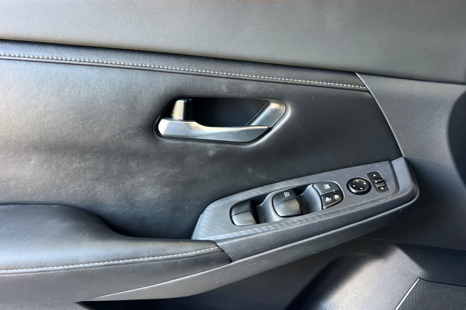 Used 2021 Nissan Sentra SV FWD image 15