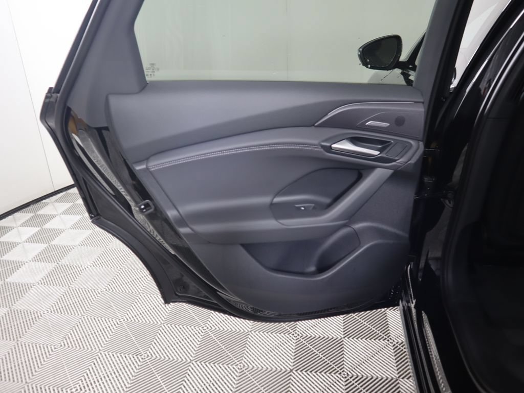 New 2025 Audi A6 e-tron Premium Plus RWD image 28