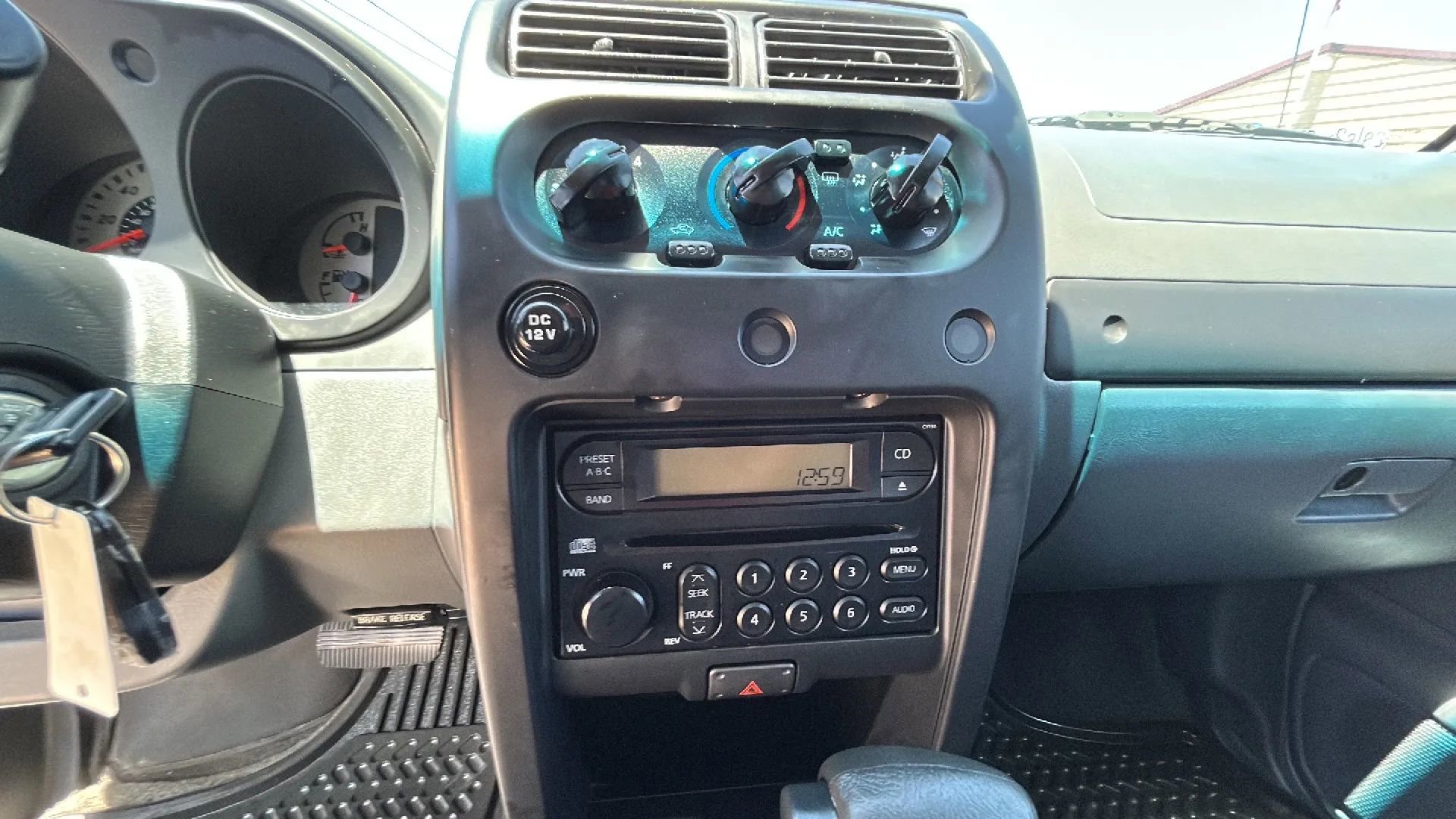 Used 2004 Nissan Xterra XE RWD image 20