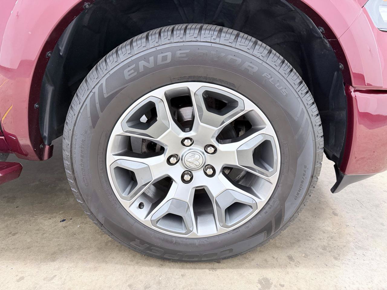 Used 2018 RAM 1500 Limited AWD/4WD image 11