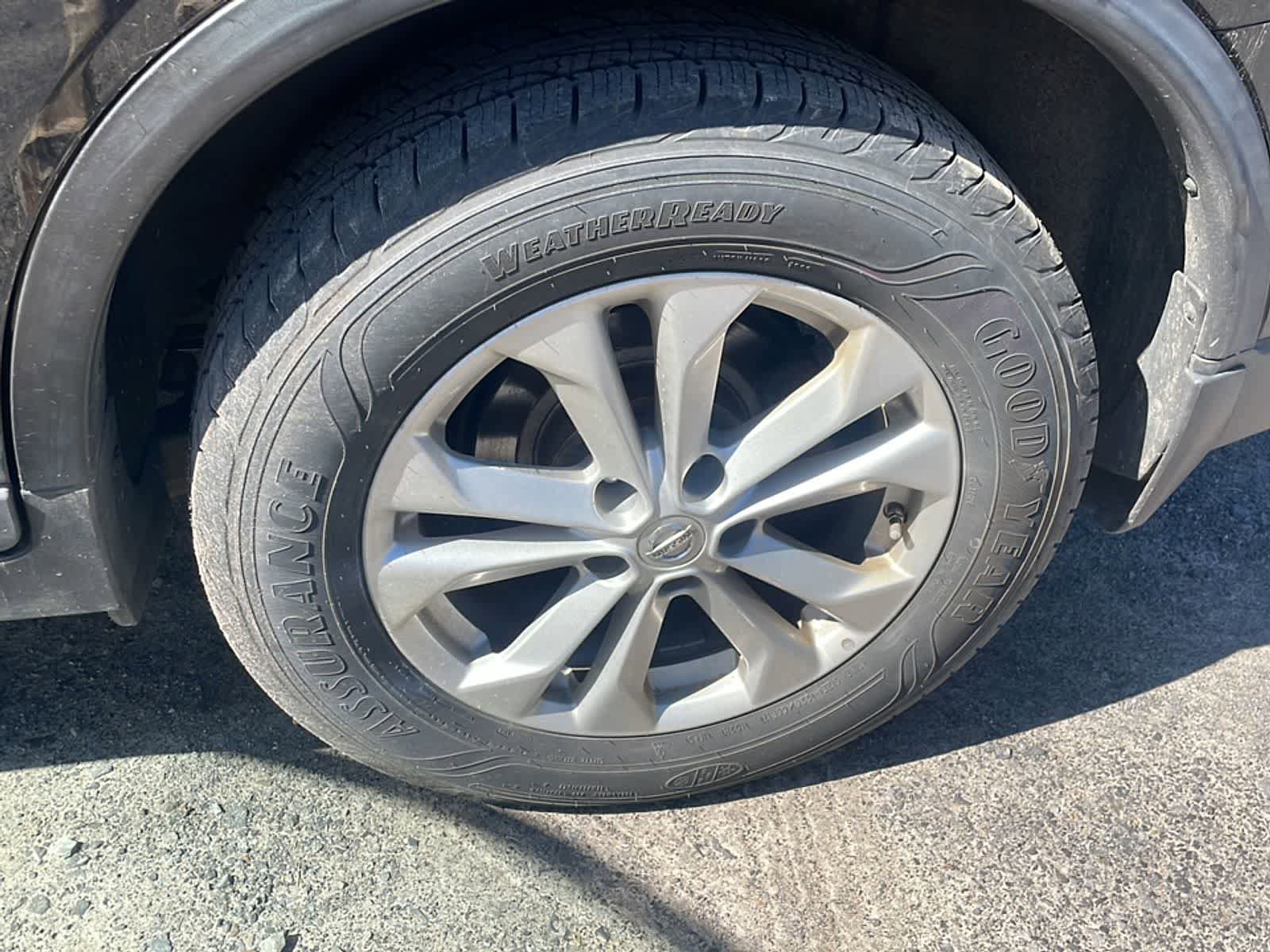 Used 2016 Nissan Rogue SV AWD/4WD image 20