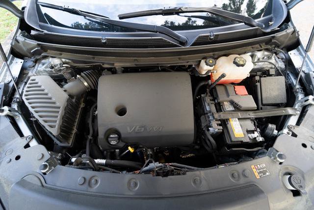 Used 2024 Buick Enclave Essence w/ Sport Touring Edition image 10