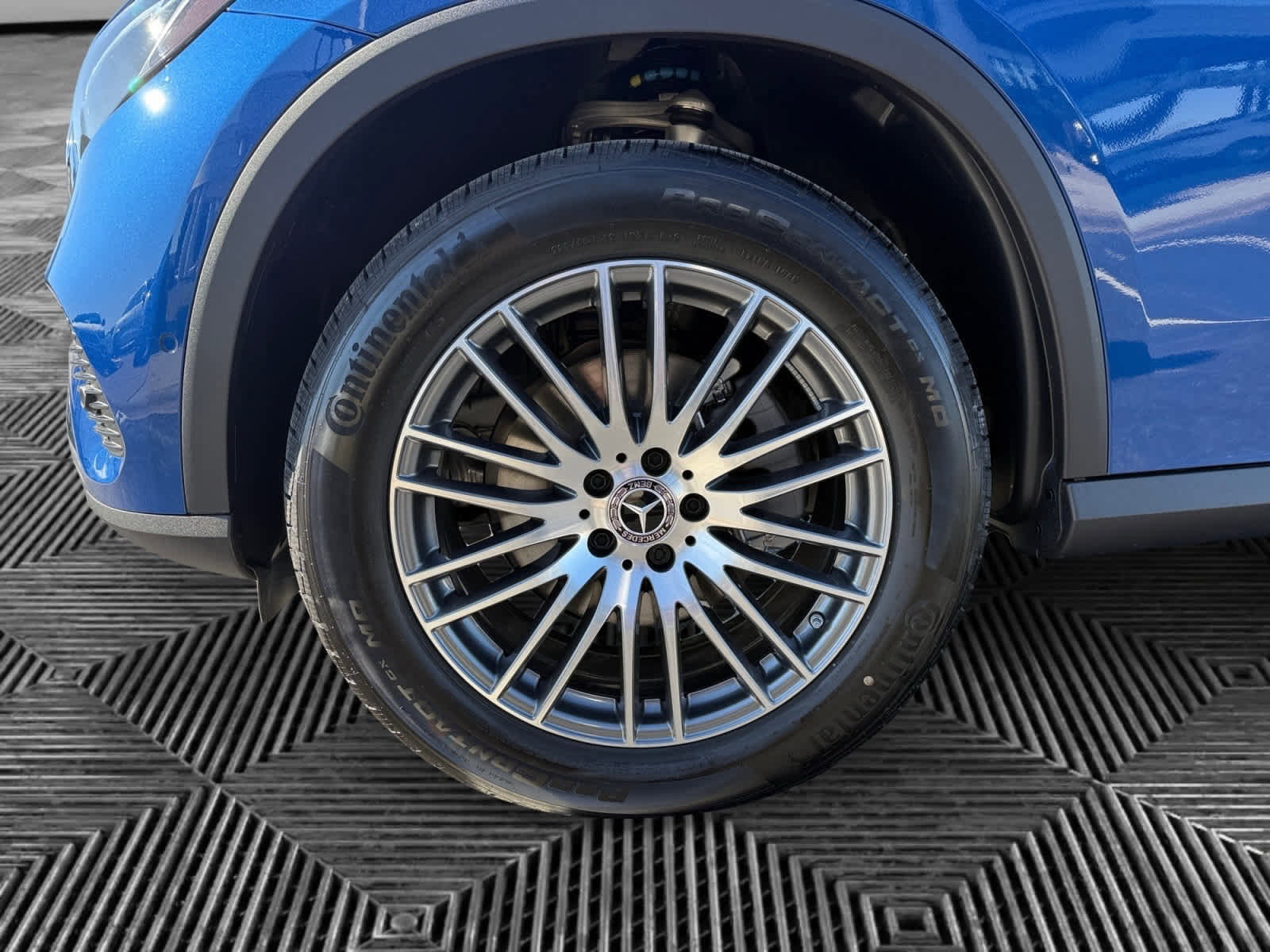 New 2026 Mercedes-Benz GLC 300 GLC 300 image 9