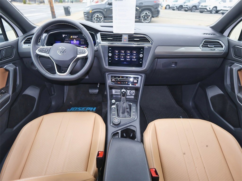 Certified 2022 Volkswagen Tiguan SE image 15