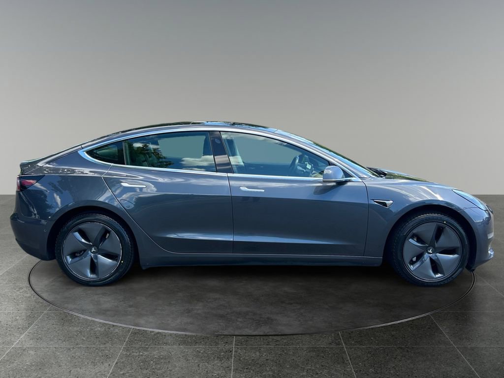Used 2019 Tesla Model 3 Standard Range Plus RWD image 10