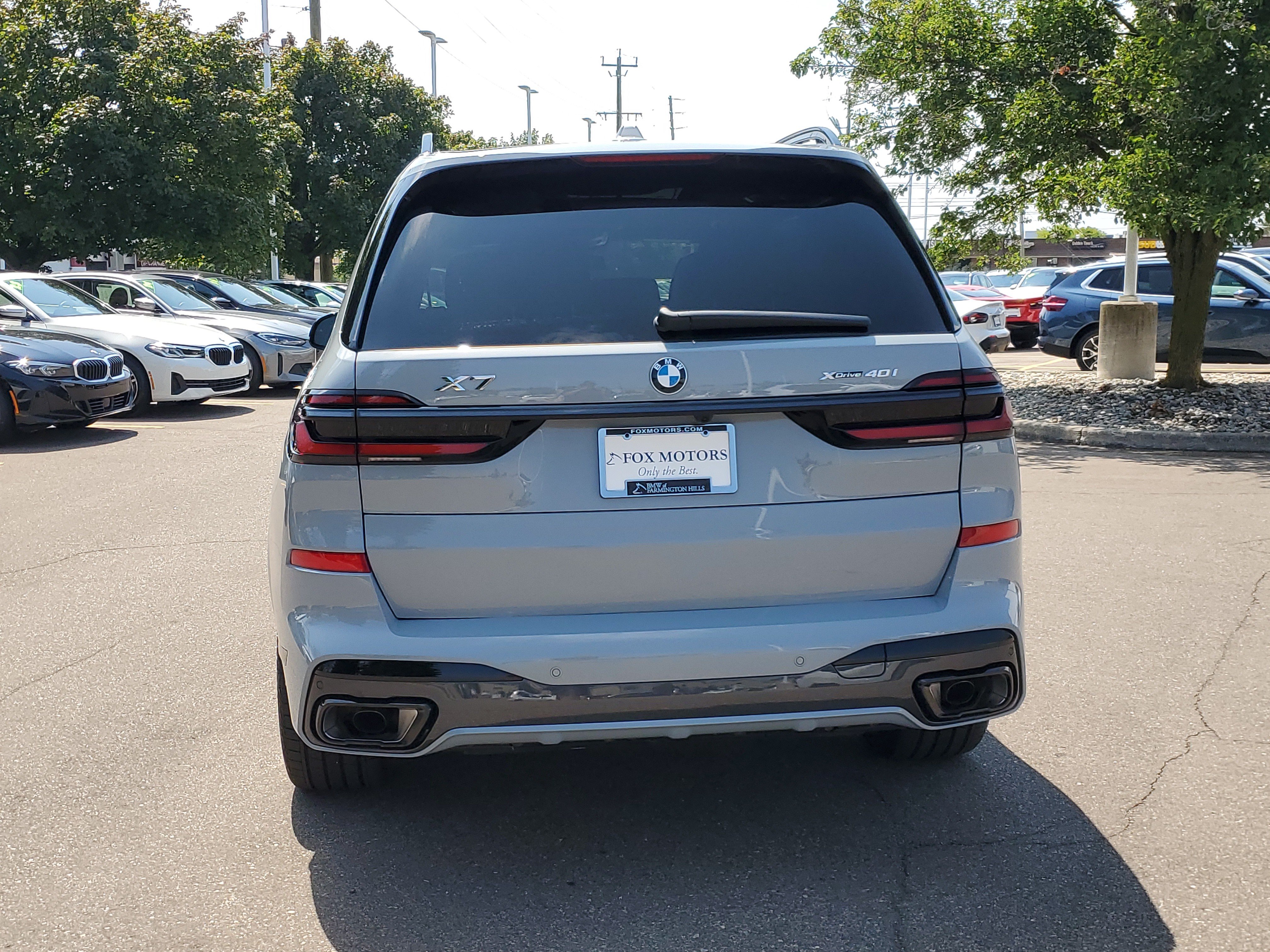 New 2027 BMW X7 xDrive40i w/ Executive Package AWD/4WD image 4