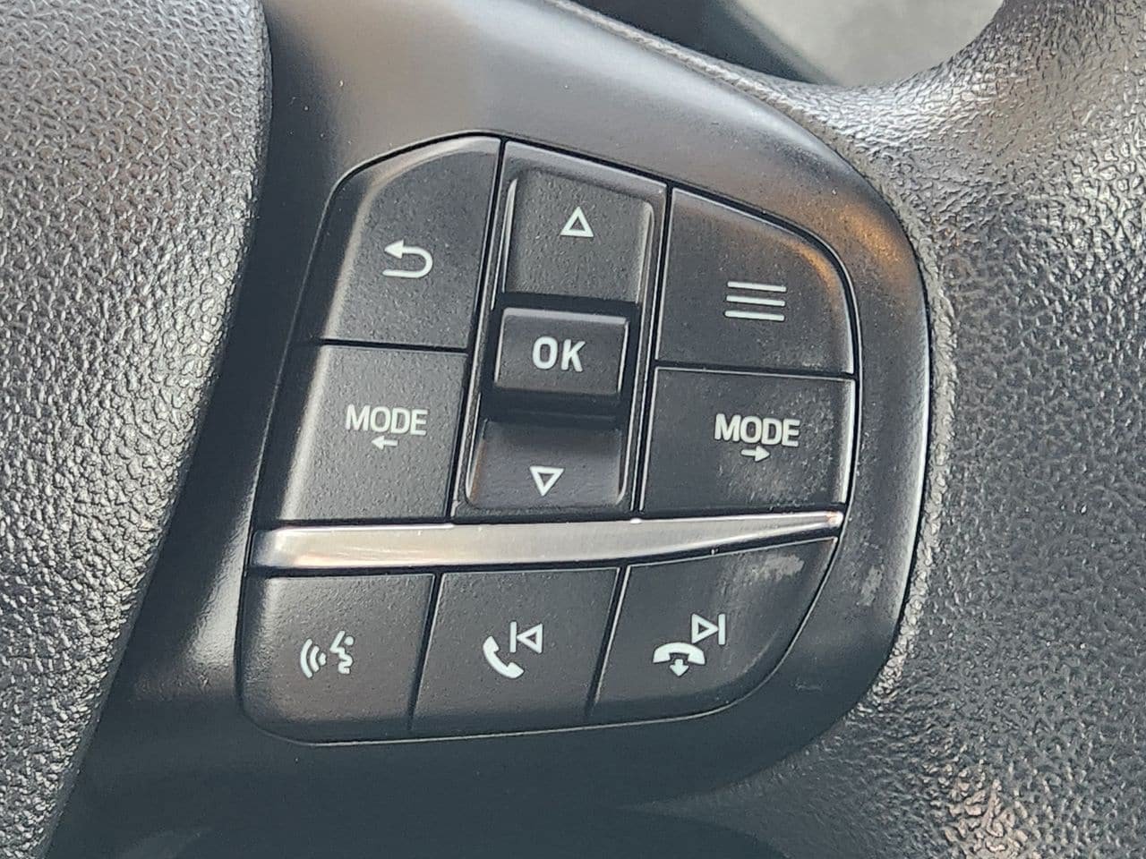 Used 2025 Ford Maverick XLT w/ Equipment Group 302A AWD/4WD image 27
