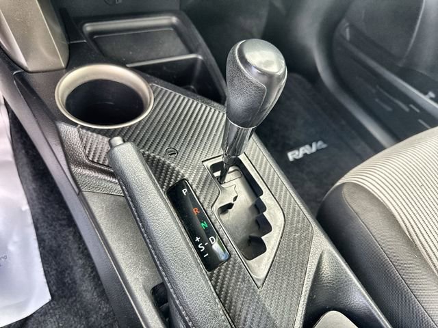 Used 2014 Toyota RAV4 LE image 27