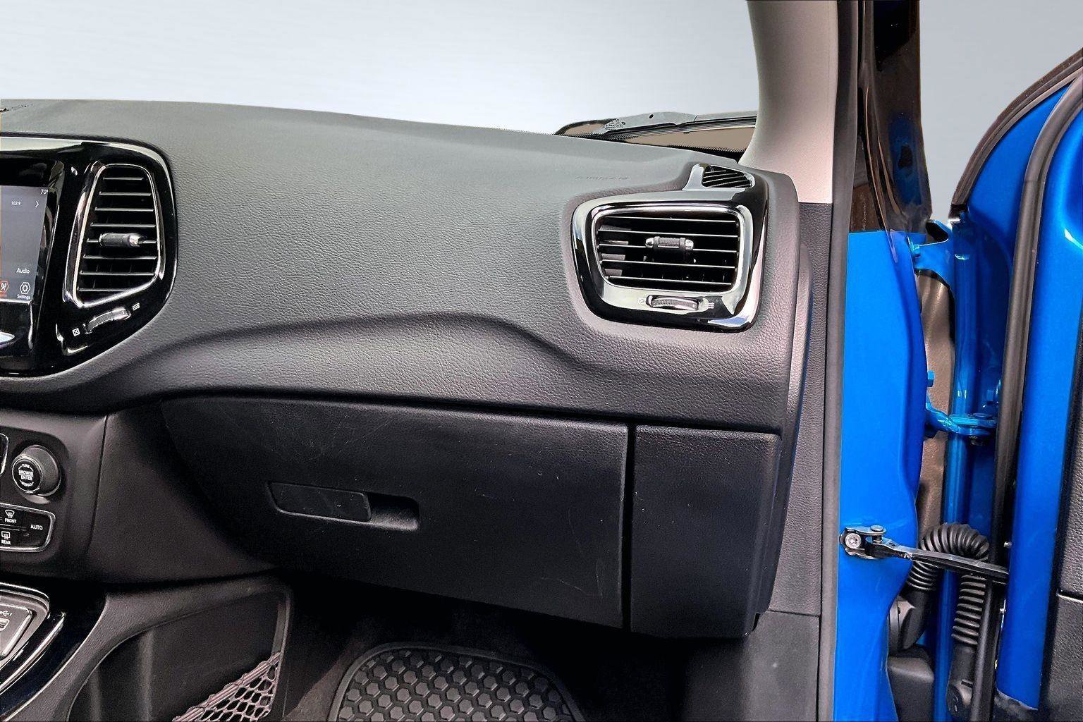 Used 2020 Jeep Compass Altitude image 18