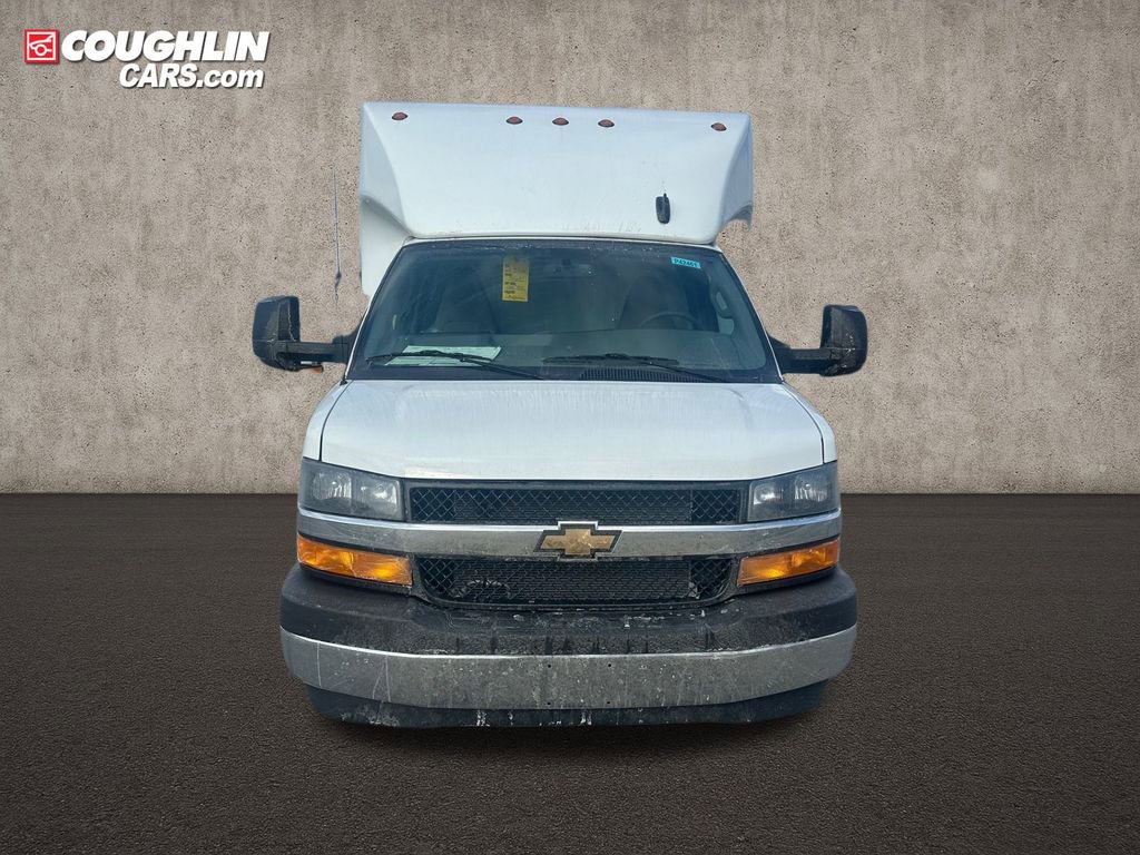 New 2025 Chevrolet Express 3500 w/ Power Convenience Package image 4