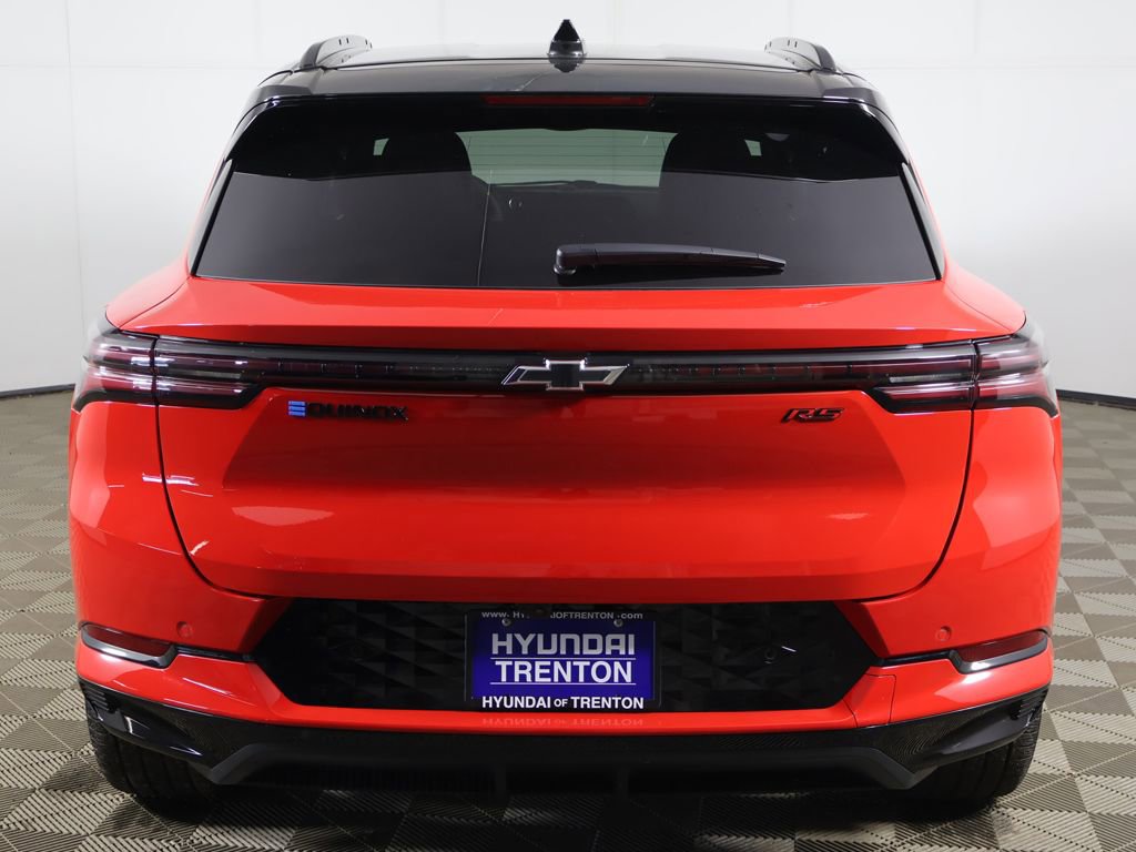 Used 2024 Chevrolet Equinox EV RS image 12