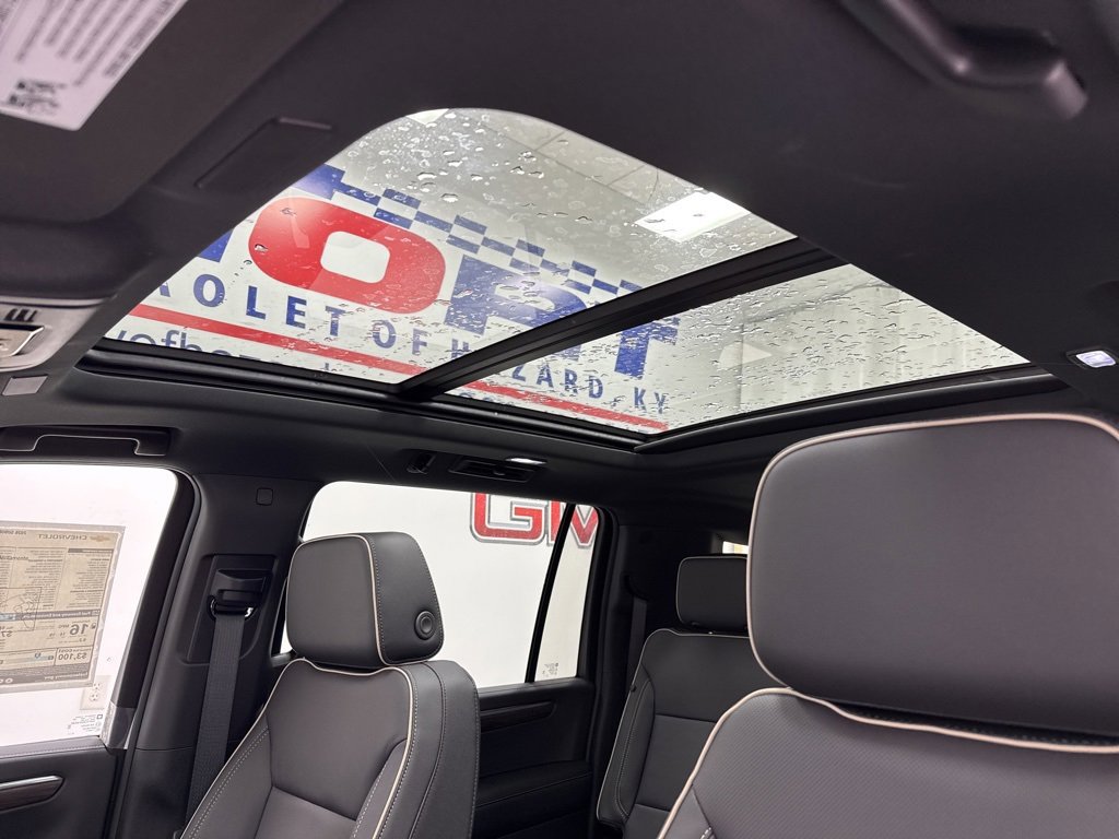 New 2026 Chevrolet Suburban Premier w/ Sun And Tow Package image 24
