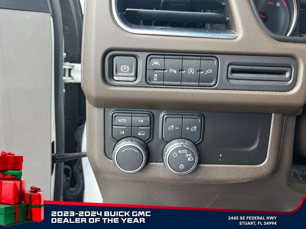 Used 2021 Chevrolet Tahoe LT w/ Luxury Package image 24