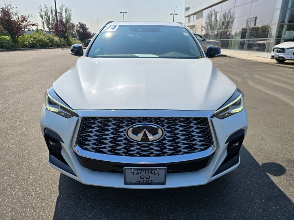 Certified 2024 INFINITI QX55 Luxe image 2