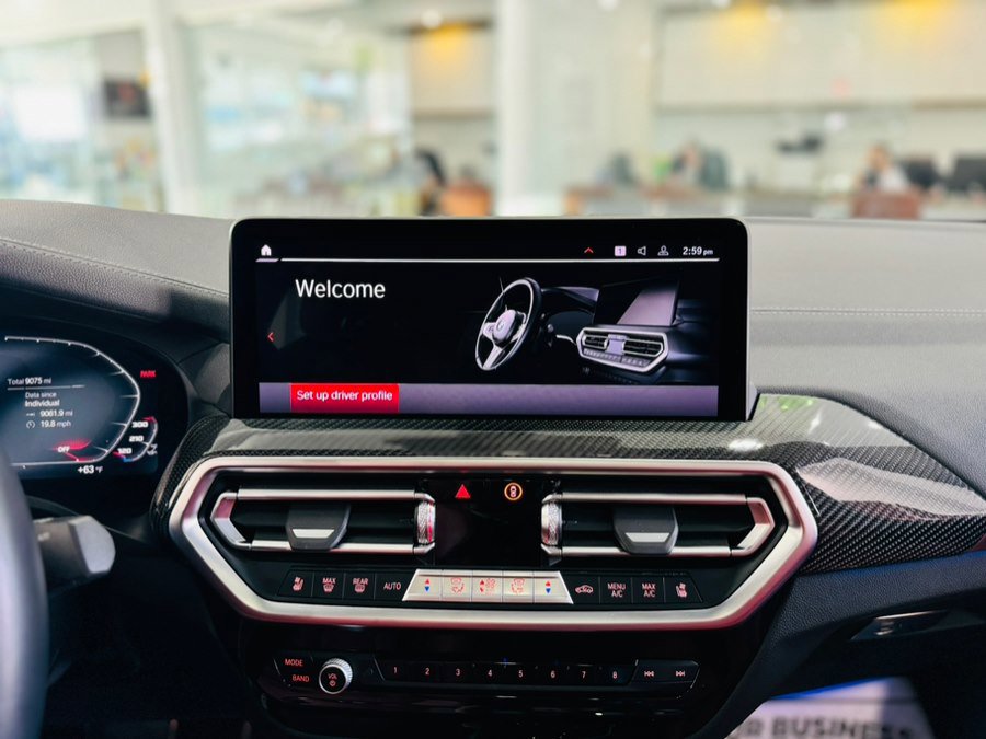 Used 2025 BMW X4 M w/ Competition Package image 27