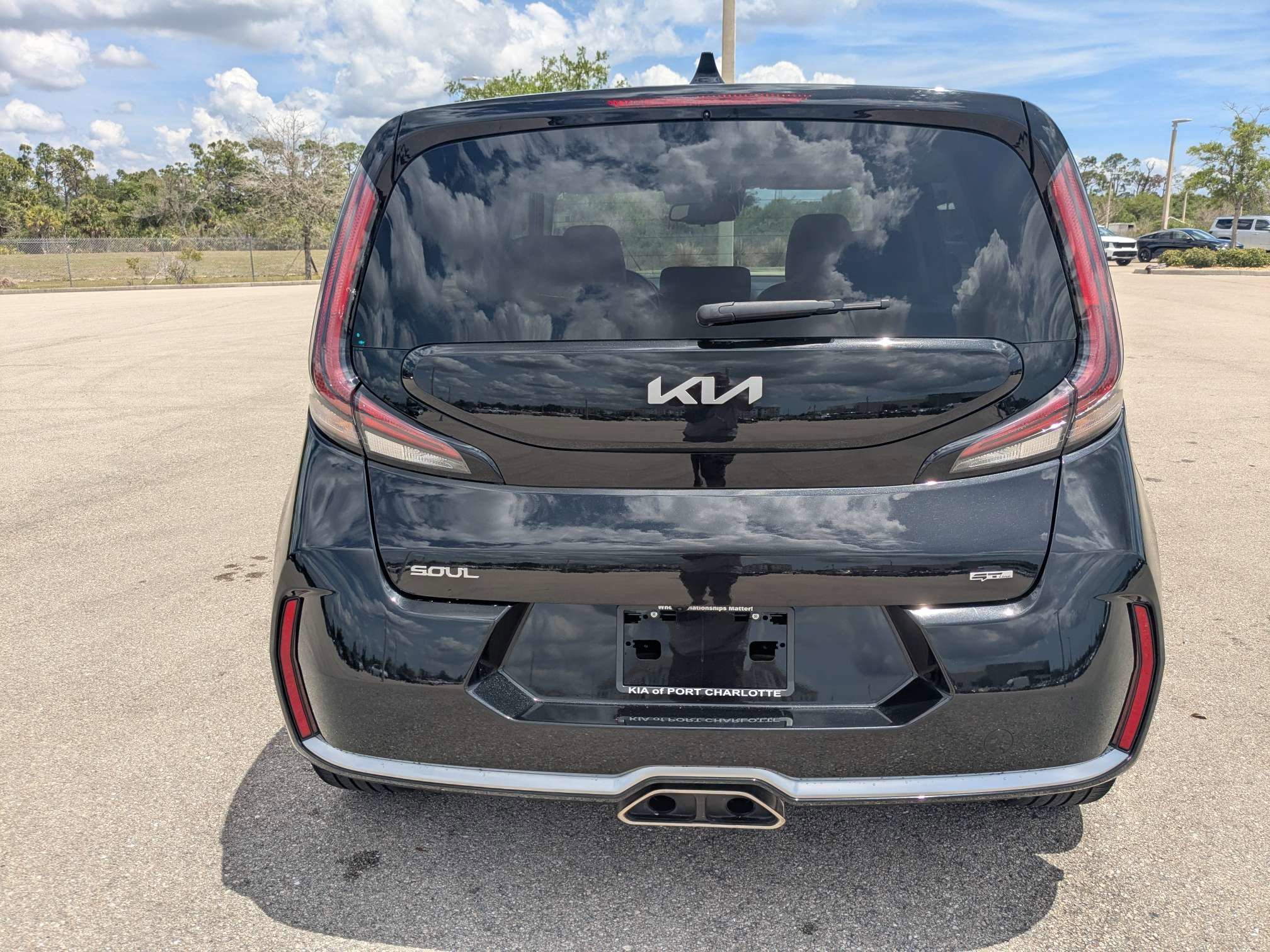 Certified 2023 Kia Soul GT-Line FWD image 6