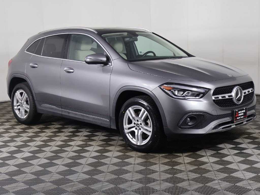 Used 2023 Mercedes-Benz GLA 250 4MATIC w/ Premium Package image 51