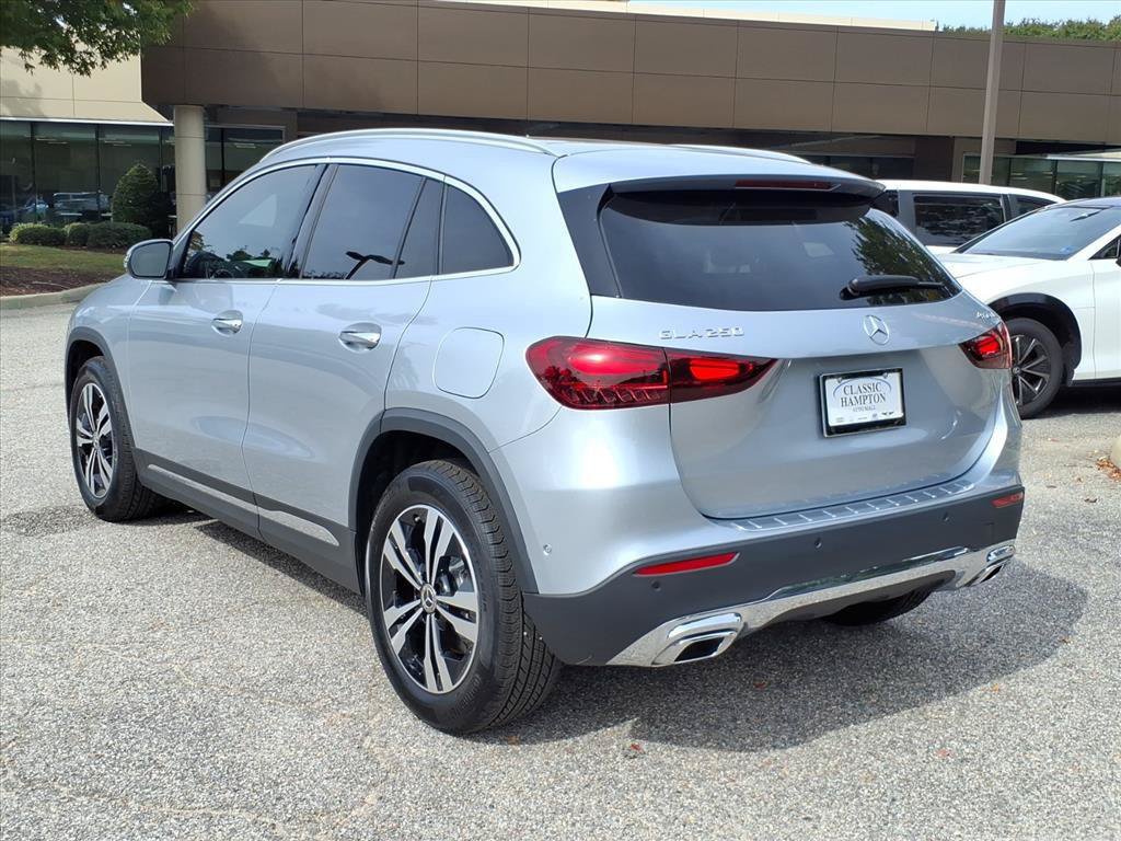 Used 2026 Mercedes-Benz GLA 250 4MATIC image 10